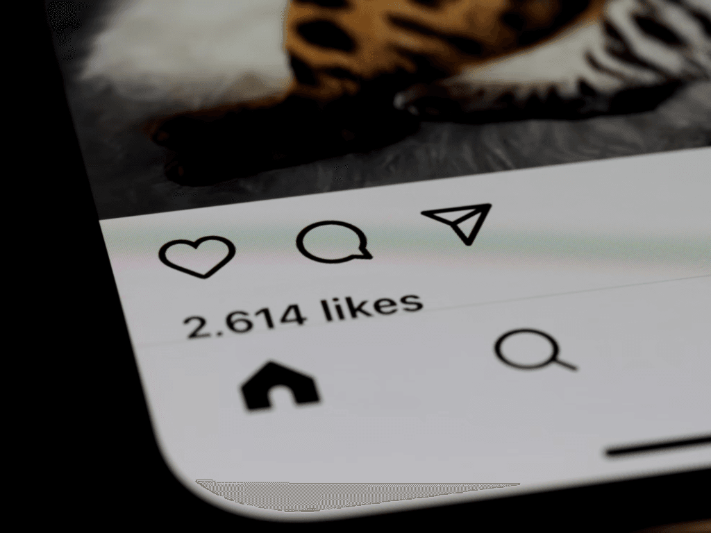 10 Secret Hacks to Skyrocket Your Social Media Traffic Overnight! Social media CTA examples for Delhi NCR brands